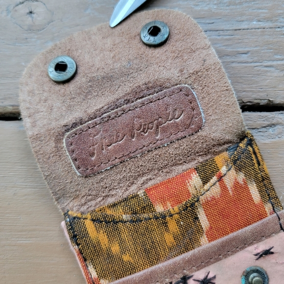 🌎👽 Free People Boho Embroidered Repurposed vtg banjara hippie Wallet card case - Picture 7 of 16